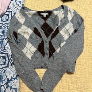 American Eagle Cropped Argyle Button-Up Cardigan